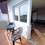 Bodensee Apartments Friedrichshafen Schnetzenhausen